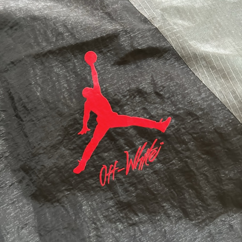 OFF WHITE X AIR JORDAN - Picture 4 of 6